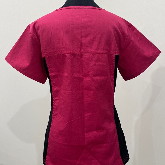 Mobb Pink Scrub Top - Picture 5 of 5